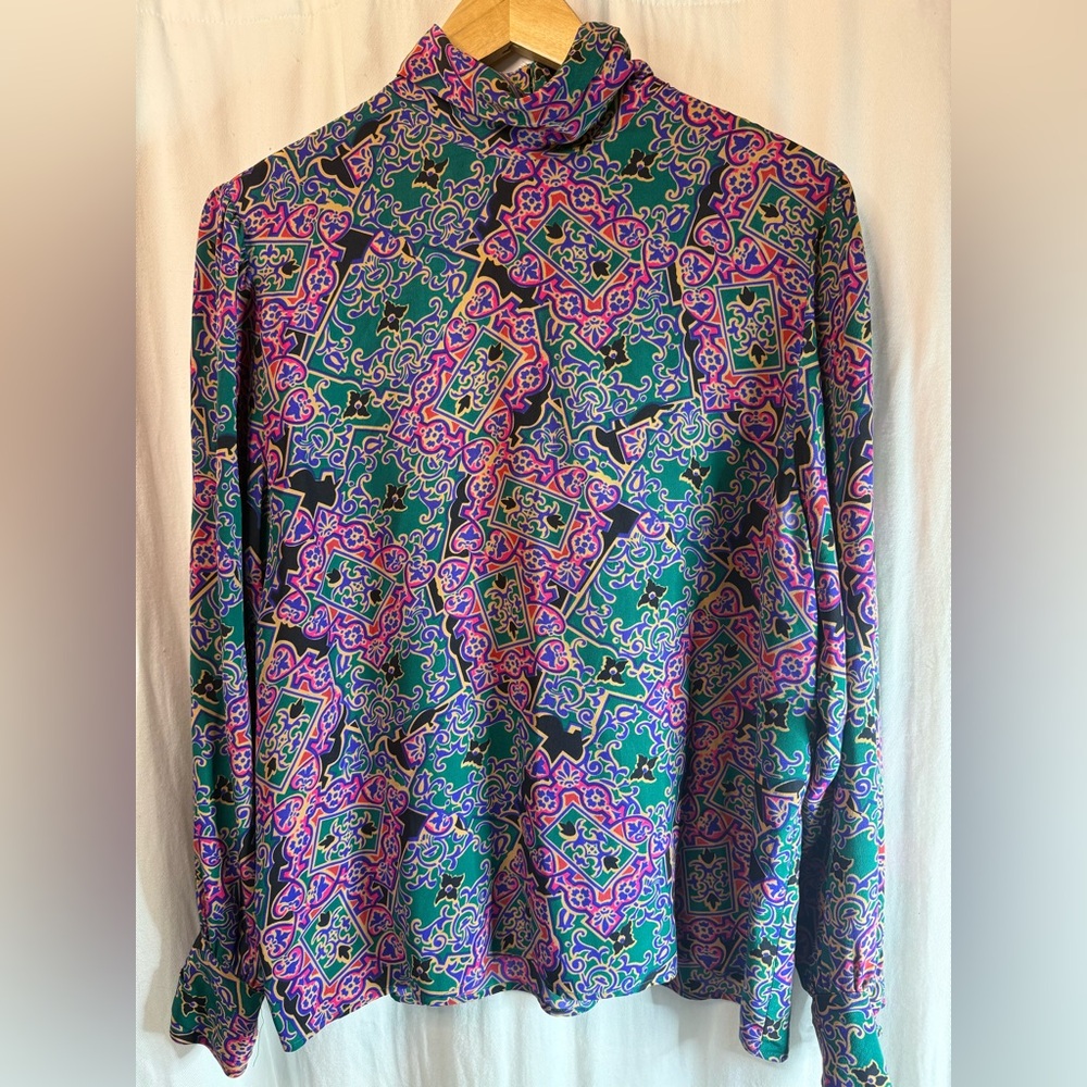 CC Courtenay Multicolor Geometric Pattern Silk Blouse